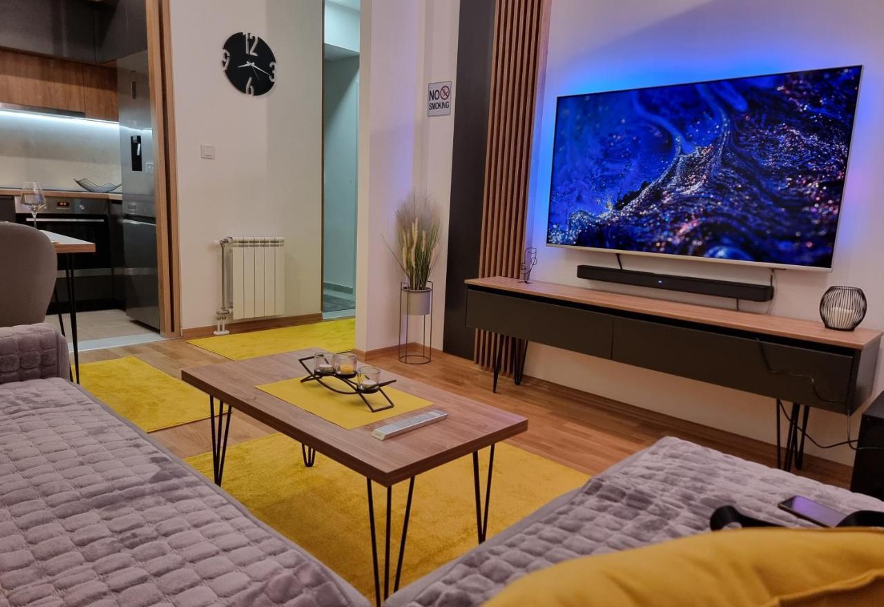 Exclusive & Modern Apartment Скопье Экстерьер фото